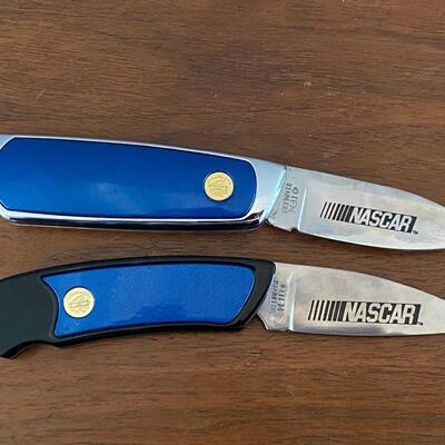 Pair of NASCAR #24 Franklin Mint Jeff Gordon Collector Folding Knives