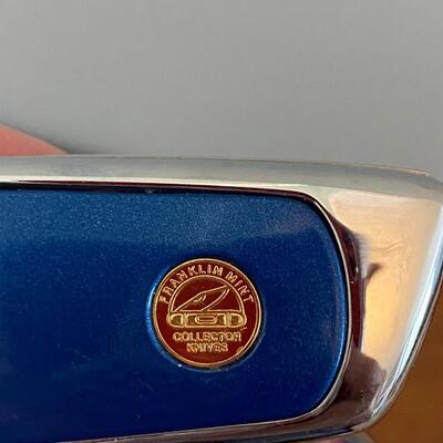 Pair of NASCAR #24 Franklin Mint Jeff Gordon Collector Folding Knives