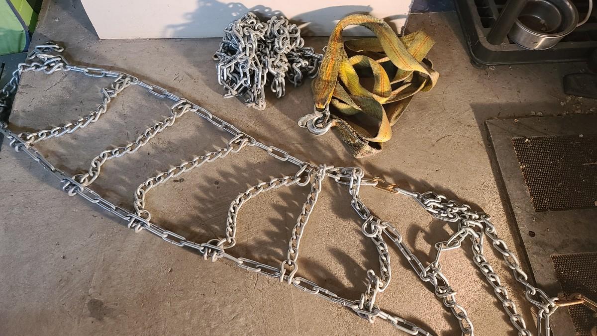 Tow rope & chains
