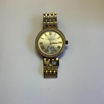Guess Femaile Wrist Watch
