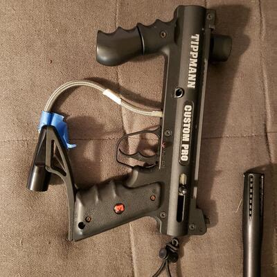 Tippmann Paintball Gun