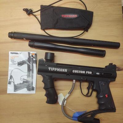 Tippmann Paintball Gun