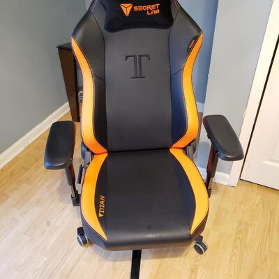 Secret Lab Titan Gaming Chair