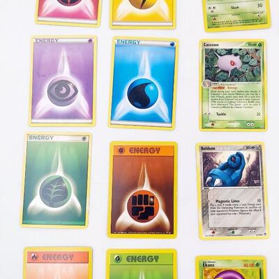 POKÃ‰MON- MULTIPLE YEARS - CARD BUNDLE #6