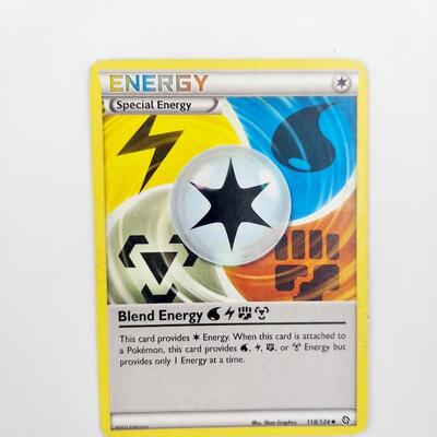 POKÃ‰MON- MULTIPLE YEARS - BUNDLE W/ 2 HOLOGRAPHIC CARD #9