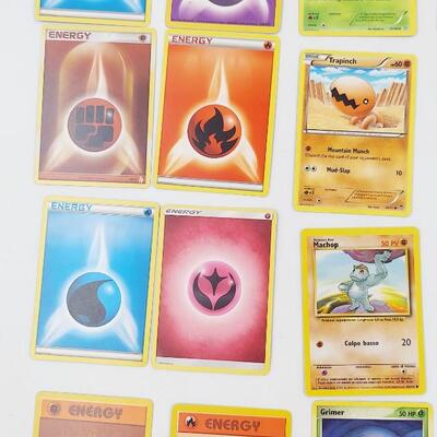 POKÃ‰MON- MULTIPLE YEARS - BUNDLE w/ HOLOGRAPHIC CARD #10