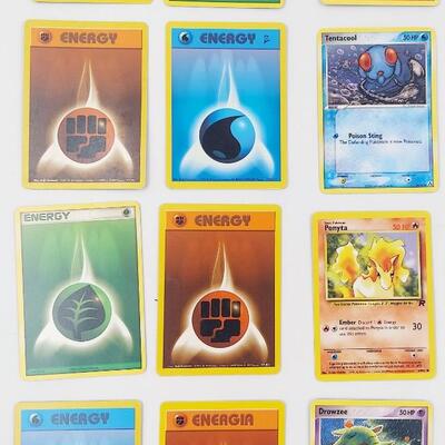 POKÃ‰MON - MULTIPLE YEARS - BUNDLE w/ HOLOGRAPHIC CARD #12
