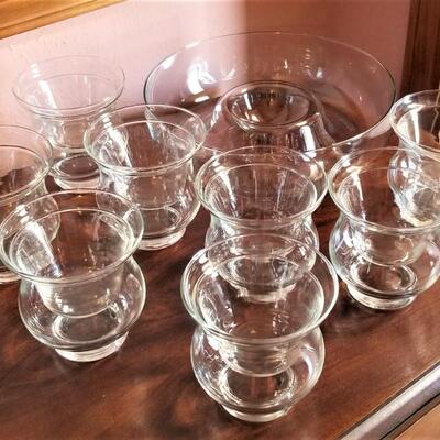 Lot #66  Nice set of 8 Shrimp Cocktail Dishes