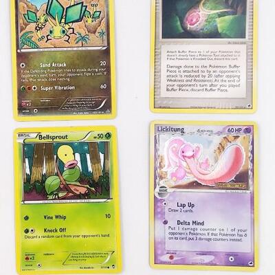 POKÃ‰MON BUNDLE - MULTI YRS - BUNDLE - 2 HOLOGRAPHIC CARDS