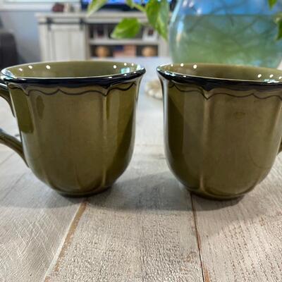 Vintage Avocado Olive Green & Black Stoneware Coffee Cup Mugs