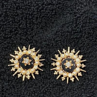 Vintage Gold Tone EMJ Emmons Starburst Clip Style Earrings Faux Pearl Rhinestone