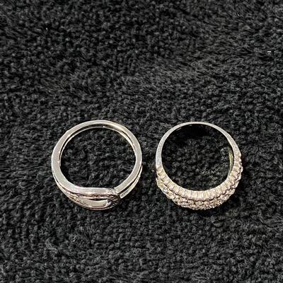 Pair of Silver Tone Rhinestone CZ Fashion Cocktail Rings