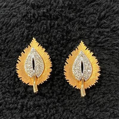 Vintage Gold Tone & Rhinestone Leaf Shaped Clip Style Earrings