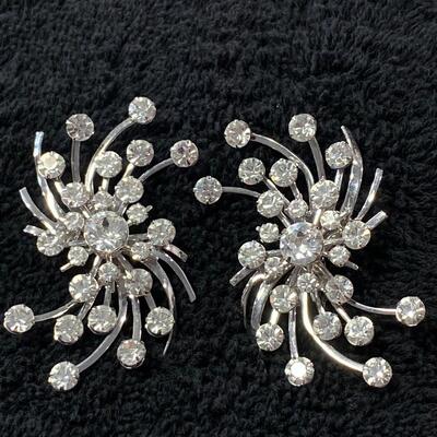 Vintage EMJ Emmons Swirled Starburst Rhinestone Clip Style Earrings