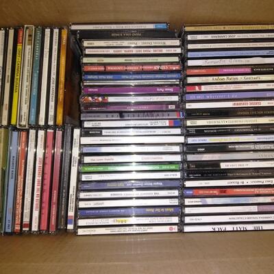 LOT 52 CLASSICAL MUSIC ON CDS