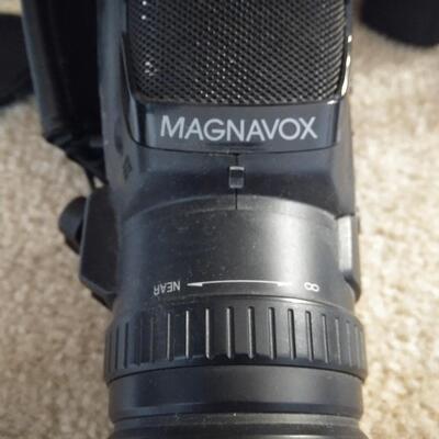 LOT 65 MAGNAVOX CAMCORDER WITH TRIPOD