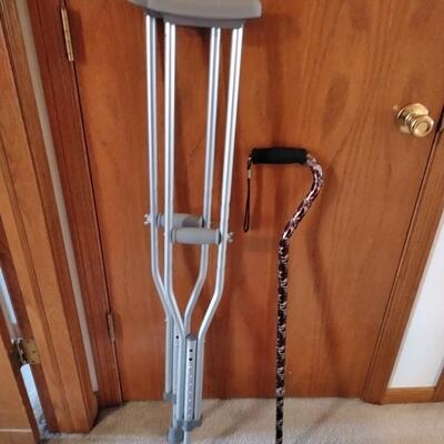 LOT 89 CANE, CRUTCHES, HEATING PAD & MORE