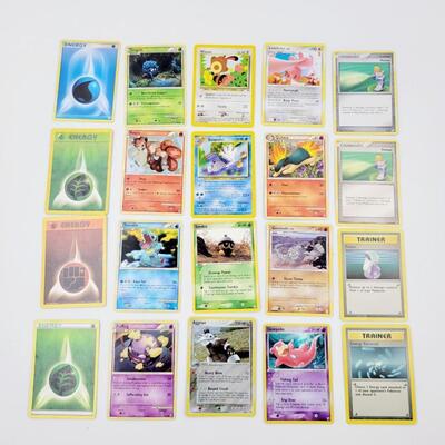 POKÃ‰MON BUNDLE - MULTI YRS - 2 HOLOGRAPHIC CARDS #18