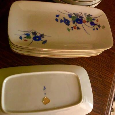 LOT 46:VINTAGE Japanese Small Snack Plates