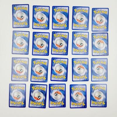POKÃ‰MON - MULTI YRS  - 2 HOLOGRAPHIC CARDS #19