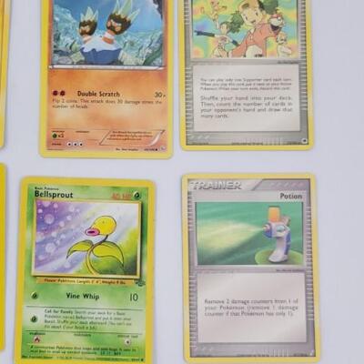POKÃ‰MON BUNDLE  - MULTI YRS  - 2 HOLOGRAPHIC CARDS #21