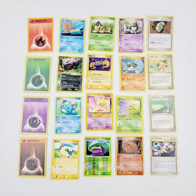 POKÃ‰MON BUNDLE  - MULTI YRS  - 2 HOLOGRAPHIC CARDS #21