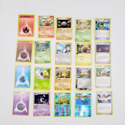 POKÃ‰MON BUNDLE  - MULTI YRS  - 2 HOLOGRAPHIC CARDS  #22