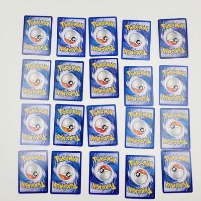 POKÃ‰MON BUNDLE - MULTI YRS - 4 HOLOGRAPHIC CARDS #24