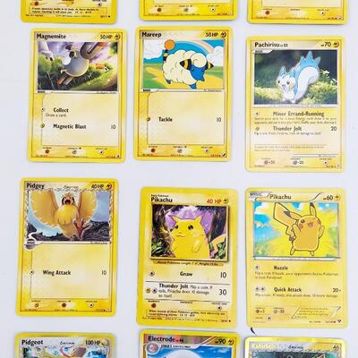 POKÃ‰MON BUNDLE  - MULTI YRS - ELECTRIC W/ HOLOGRAPHIC CARDS #30