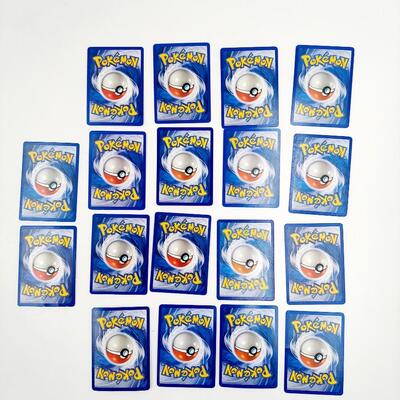 POKÃ‰MON BUNDLE  - MULTI YRS - ELECTRIC W/ HOLOGRAPHIC CARDS #30