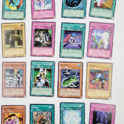 YU-GI-OH - MULTI YRS  - 2 HOLOGRAPHIC CARDS #31