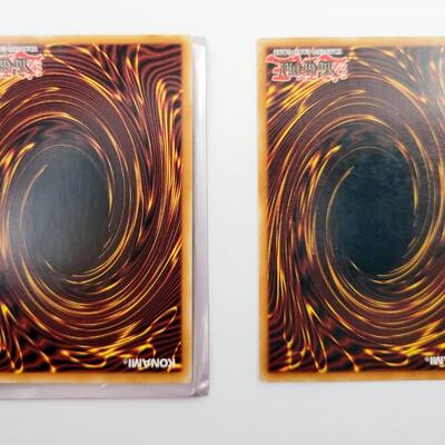 YU-GI-OH - MULTI YRS - 2 HOLOGRAPHIC CARDS #33