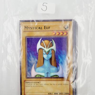 YU-GI-OH - MULTI YRS - 5 HOLIGRAPHIC CARDS  #35