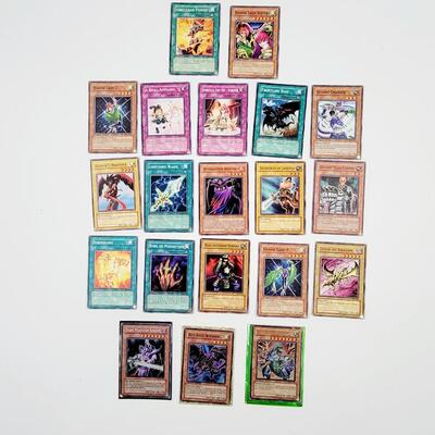 YU-GI-OH - MULTI YRS - 3 HOLIGRAPHIC CARDS #37