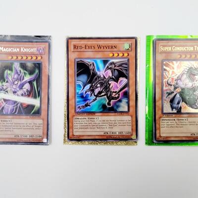 YU-GI-OH - MULTI YRS - 3 HOLIGRAPHIC CARDS #37