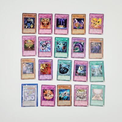 YU-GI-OH - MULTI YRS - 2 HOLIGRAPHIC CARDS #38