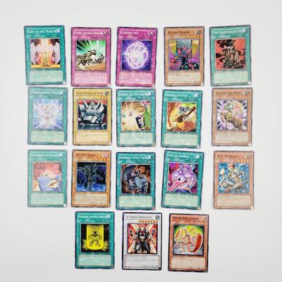 YU-GI-OH - MULTI YRS - 2 HOLIGRAPHIC CARDS #41