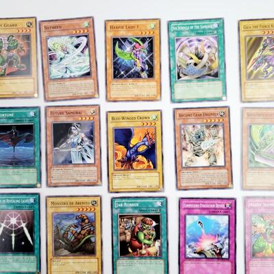 YU-GI-OH - MULTI YRS - 2 HOLIGRAPHIC CARDS #43