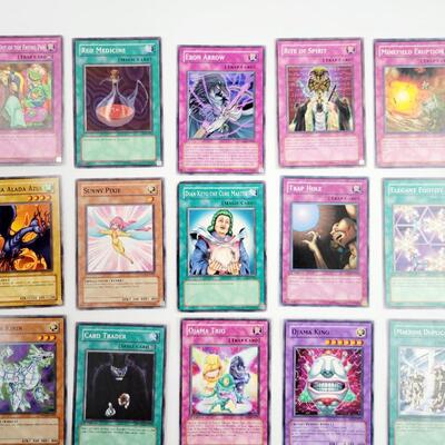 YU-GI-OH - MULTI YRS - 2 HOLIGRAPHIC CARDS  #44