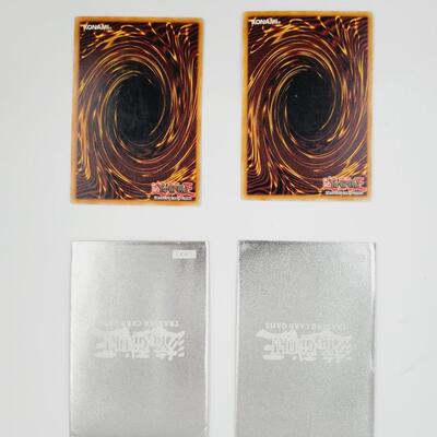 YU-GI-OH - MULTI YRS - 2 HOLIGRAPHIC CARDS #45