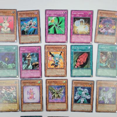 YU-GI-OH - MULTI YRS - 2 HOLIGRAPHIC CARDS #45