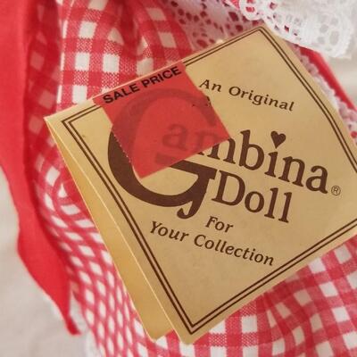 Lot #85  Collectible Gambina Doll - Praline Lady