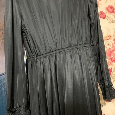 Vintage Pinehurst Peignoir set SZ Small