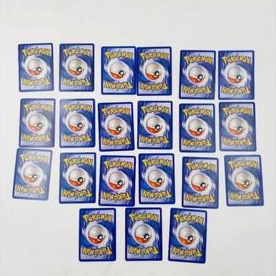 POKÃ‰MON - MULTI YRS - RAINBOW ENERGY & 2 HOLIGRAPHIC CARDS  #51