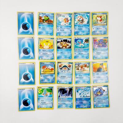 POKÃ‰MON - MULTI YRS - WATER POKÃ‰MON BUNDLE & 2 HOLIGRAPHIC CARDS  #54