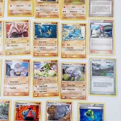 POKÃ‰MON - MULTI YRS - FIGHTING POKÃ‰MON & 1 HOLIGRAPHIC CARD #56