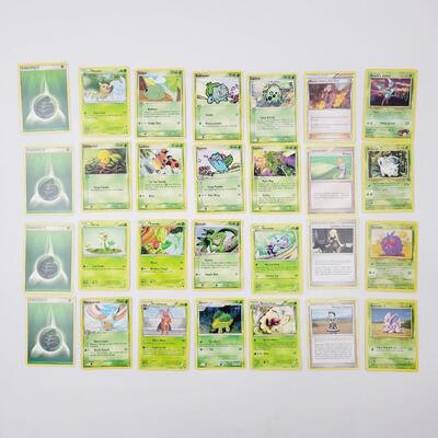POKÃ‰MON - MULTI YRS - GRASS BUNDLE & NO HOLIGRAPHIC CARDS #61