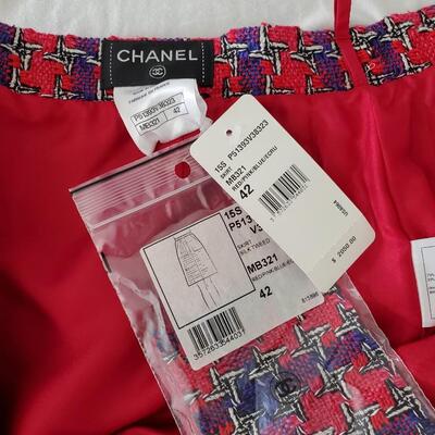 Chanel 2015 Spring Collection Tweed Skirt - New/old with tags - unworn