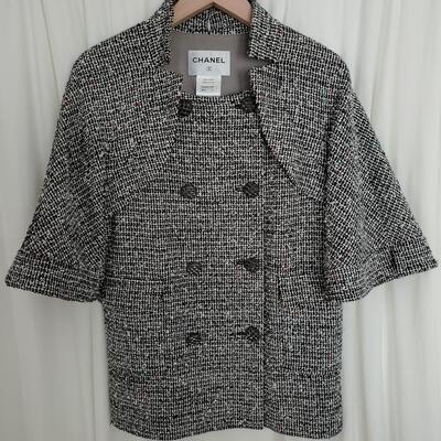 Chanel 2015 Black and white tweed jacket