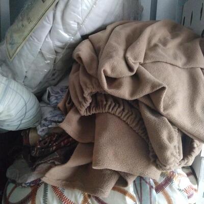 All linens blankets and towels lot